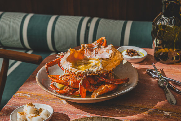 Mud crab, butter, garlic and pepper.