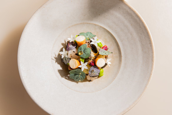 Figs, cucumbers, pistachio and stracciatella.