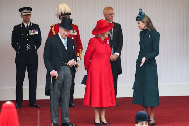 ing Charles III, Queen Camilla and Catherine, Princess of Wales, await the arrival of Oman’s Sultan Haitham bin Tariq for a welcome ceremony on the Royal Dais 