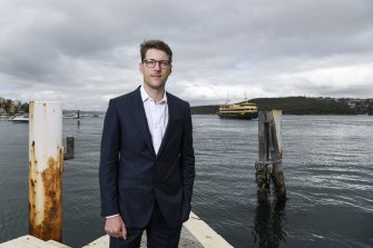Liberal Party executive Alex Dore is urging colleagues to reject a push for quotas to boost the number of women elected.