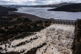 The Wyangala Dam, upstream of Forbes, has been releasing tens of thousands of megalitres of water a day over the past few days. 