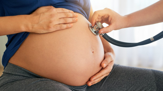 Research has found pregnant women who use nicotine replacement therapies and certain medications do not have an increased risk of poor outcomes.