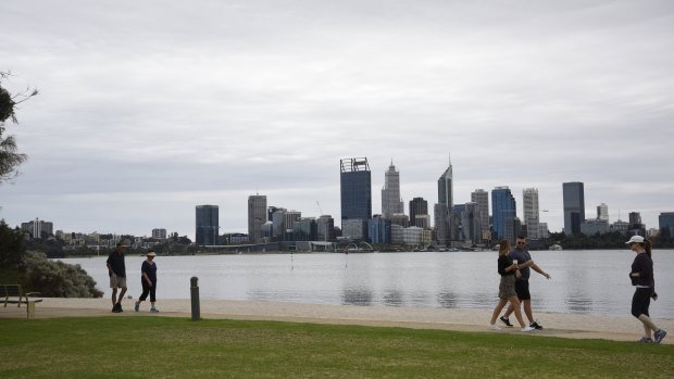People observe social distancing rules along South Perth foreshore on Sunday. 