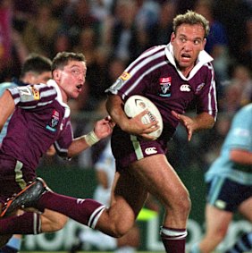 Gordon Tallis on the charge at Suncorp Stadium.