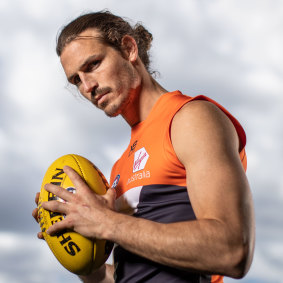 Phil Davis wants the GWS Giants to play an "unsociable" style of football.