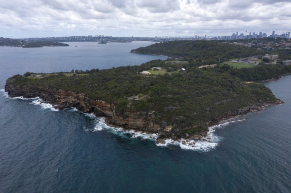 Middle Head, with the 10 Terminal buildings in the centre, the oval to the right and HMAS Penguin behind the oval.