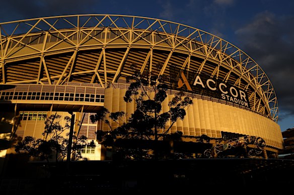Round 16 continues at Accor Stadium tonight.