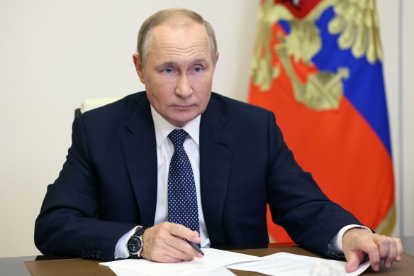 Russian President Vladimir Putin has said that the U.S.’s decision to drop atomic bombs on Japan in 1945 set a precedent.