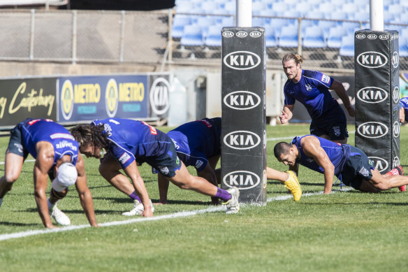 Kieran Foran (far right) keeps an eye on his Canterbury teammates at training on Friday.