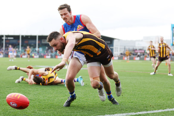 Jack Gunston is challenged by Zaine Cordy.