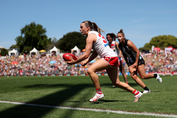 Laura Gardiner during the round nine AFLW match between Sydney and Collingwood at Henson Park.