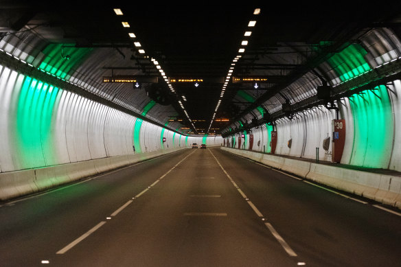 Transurban says drivers are travelling through the tunnel a minute faster thanks to its pacer lights. 
