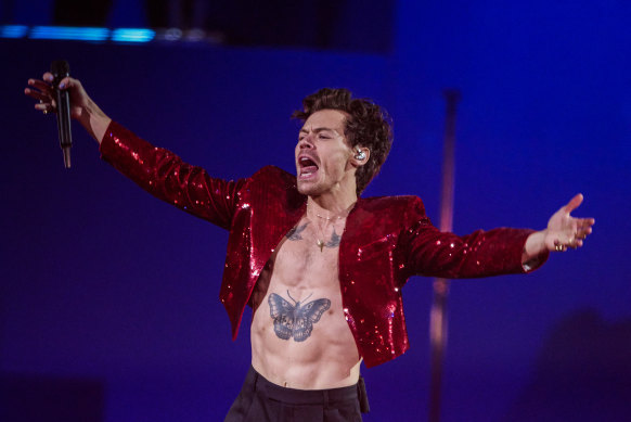 Harry Styles will begin his first Australian tour in Perth.