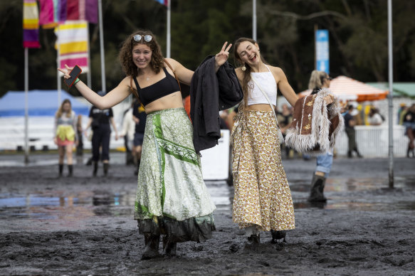 Splendour festivalgoers ignore the mud to enjoy day two of the festival.
