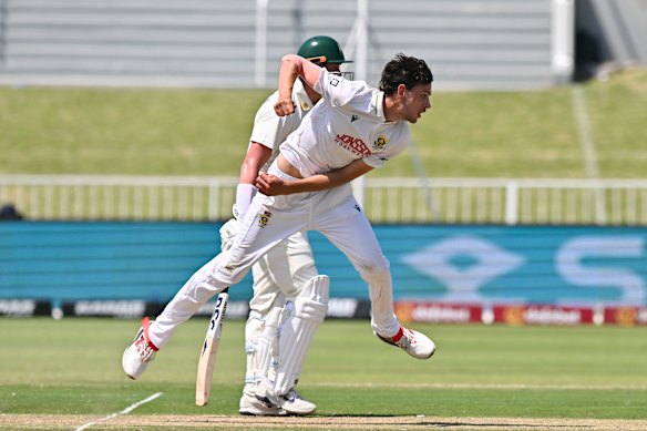Marco Jansen of of South Africa bowls.