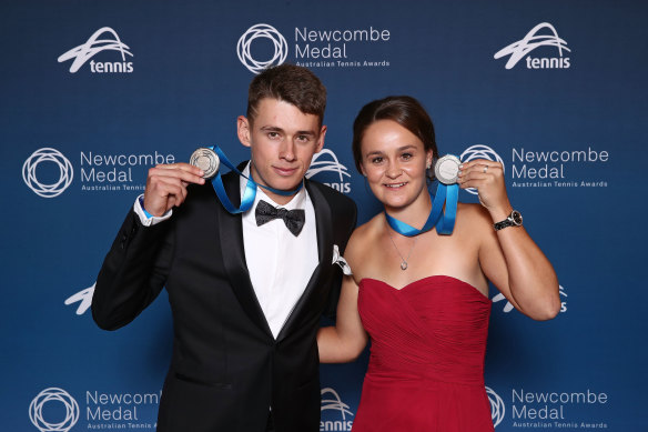 De Minaur with former women’s No. 1 Ash Barty in 2018, when they jointly won the Newcombe Medal (last month, de Minaur won it again outright).