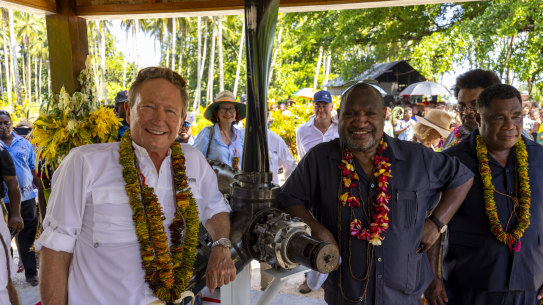 Andrew Forrest and Papua New Guinea Prime Minister James Marape during the unveiling at Gasmata.