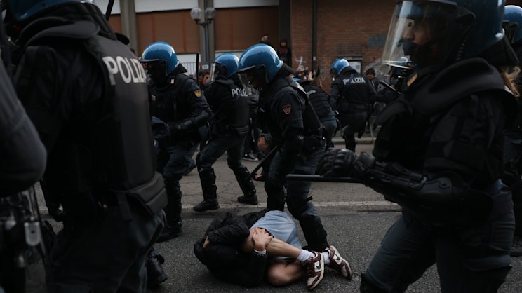 smh.com.au - David Crowe - Italian police wield batons, French fire tear gas at latest protests