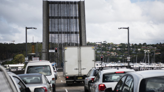 Beaches Link should not be built: transport expert