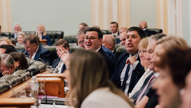 Queensland politics LIVE updates: Crisafulli to use national cabinet to call for consistent federal fuel information