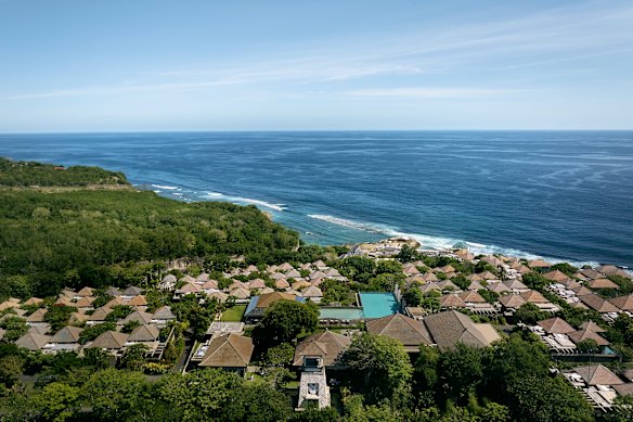 Umana Bali and its village-like setup.