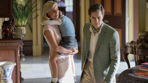 Marta Dusseldorp and David Berry in A Place To Call Home.