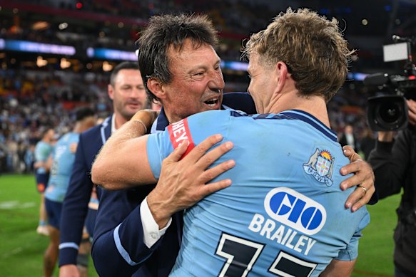 Laurie Daley está comemorando o incrível sucesso da série original de Blayke Brailey.