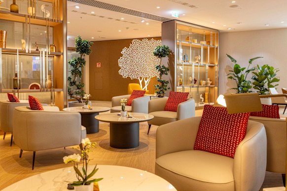 Emirates welcome you into its Dubai first class lounges for $376, provided you’re a member of Emirates Skywards.