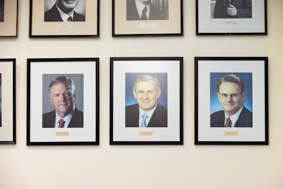 Mark Latham’s portrait (bottom right) will remain in Labor’s caucus room with text added below it.