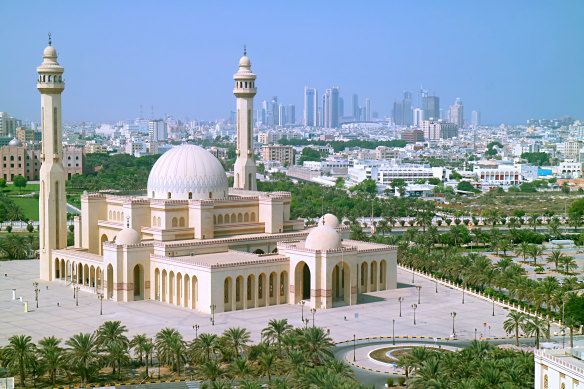 Al-Fateh Mosque in Manama, the capital of Bahrain, is an example of traditional Arabian architecture.