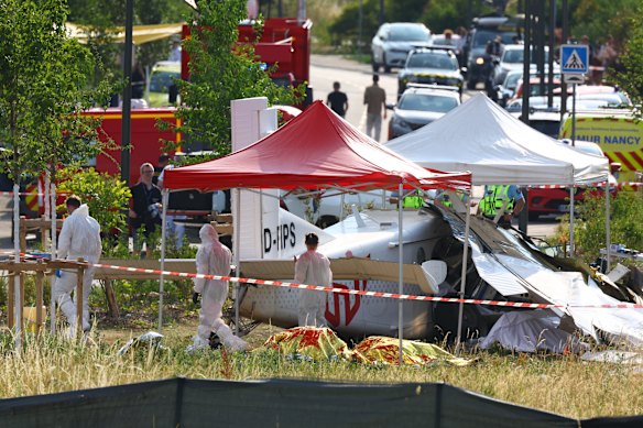 Interior Minister Laurent Nunez said five parachute instructors, five novice jumpers and a pilot were among the dead.