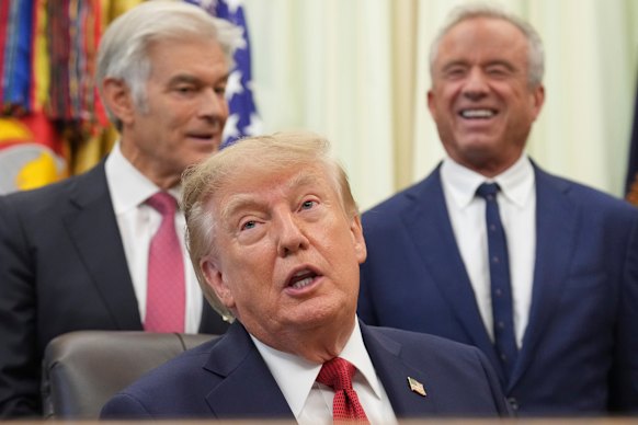 Trump spoke about the Kennedy Centre in the Oval Office last week, with John F. Kennedy’s nephew, Robert F. Kennedy Jr, behind him.