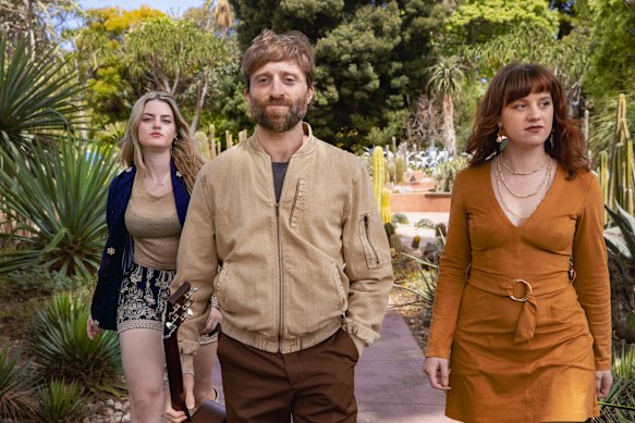 Levando tudo na esportiva: Charm of Finches fez seu primeiro show no Gardens quando as irmãs tinham apenas 11 e 14 anos. 