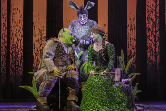 Lucy Durack (right) as Princess Fiona in Shrek the Musical.