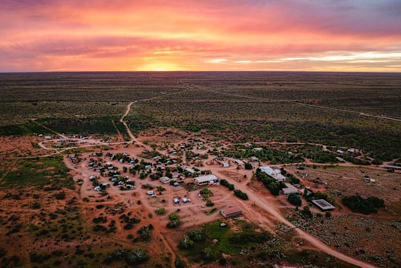 Bullara Station is a 100,000-hectare working cattle station and an outback stay.