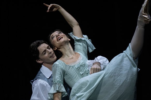 Benedicte Bemet as Manon and Joseph Caley as Des Grieux.