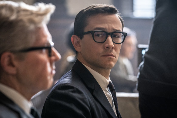 Joseph Gordon-Levitt as Richard Schultz in The Trial of the Chicago 7.