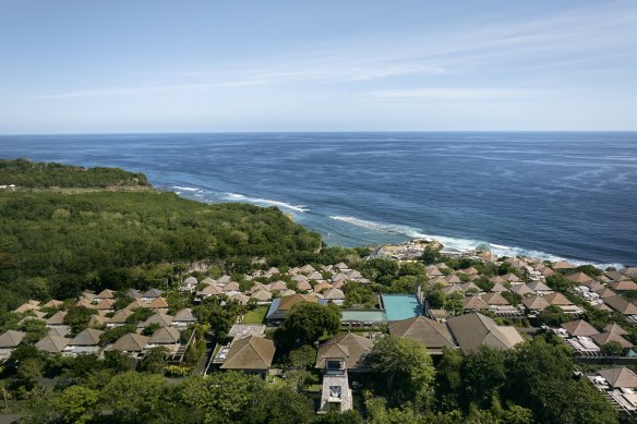 Umana Bali and its village-like setup.