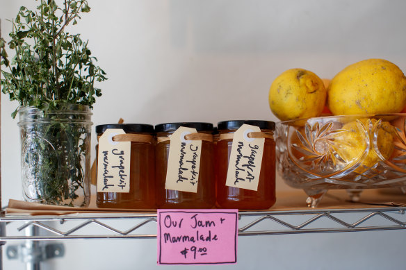 Various grapefruit marmalades.