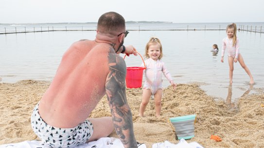 The heat surge over the Antarctic means hot, dry Spring ahead on Australia’s eastern seaboard. 