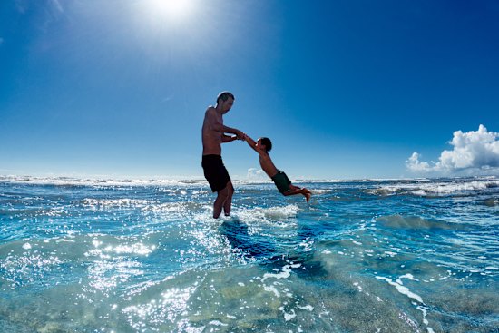 Helping children to enjoy the beach can provide benefits for the whole family.