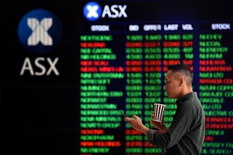 A rebound on Chinese markets helped spur a recovery on the local bourse on Monday, as gold and oil prices also making back ground.