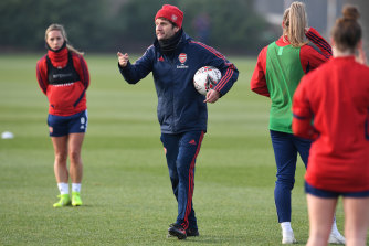 Fa Women S Super League Australian Arsenal Coach Joe Montemurro Nearly Ignored Email That Changed His Life