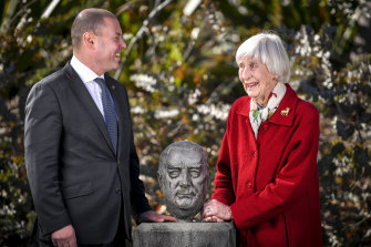 Heather Henderson, 93, is urging voters in her father’s old seat to keep Josh Frydenberg.