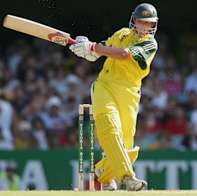 Mike Hussey in full one-day flight.