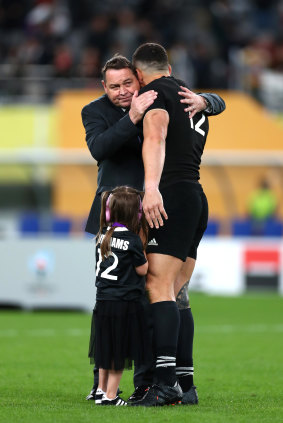 Steve Hansen embraces Sonny Bill Williams at the 2019 Rugby World Cup.
