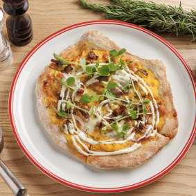 Wood-fired breakfast pizza, Dandelion Lounge Dandenong Holiday Inn