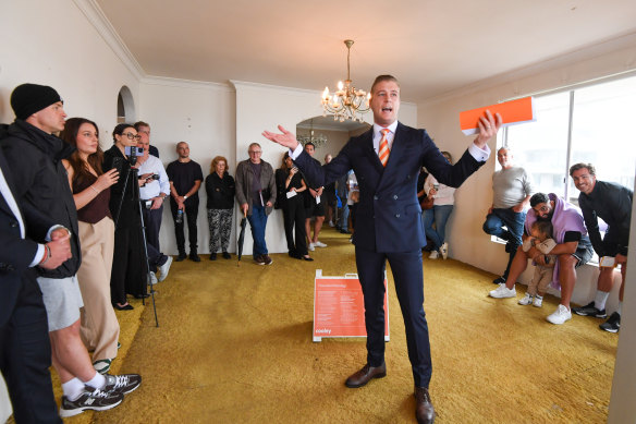 Dozens of buyers turned up to auctions throughout the year in Sydney.