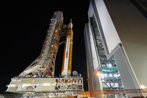 Artemis leaves the Vehicle Assembly Building on June 6.