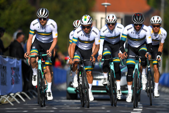 Green and gold: Caleb Ewan, second from left, and Michael Matthews, right, spearhead the Australian team that will compete in the elite men’s road race world championships in Belgium on Sunday. 